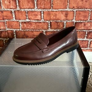 Clarks Loafers 8.5 WIDE brown